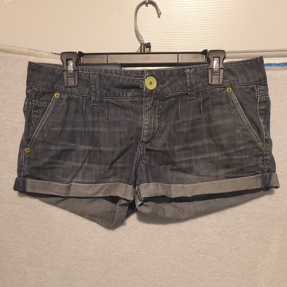 Women's Size 8 American Eagle Denim Shorts